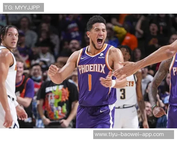 太阳老板称布克在困难时刻坚定支持我展现球队核心价值 太阳老板称布克在困难时刻坚定支持我展现球队核心价值